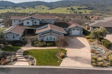 133 Vista Knolls, Copperopolis, CA Presented by Smith Home Team.