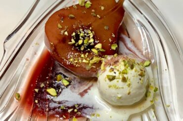 POACHED PEARS IN RED WINE SAUCE | EASY DESSERT | Tingling Palette | Shruti Murdeshwar