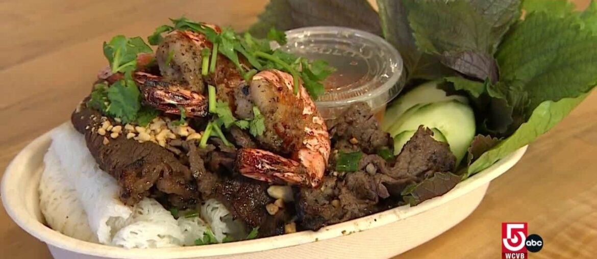 Sampling Vietnamese street food & feasting on french fries