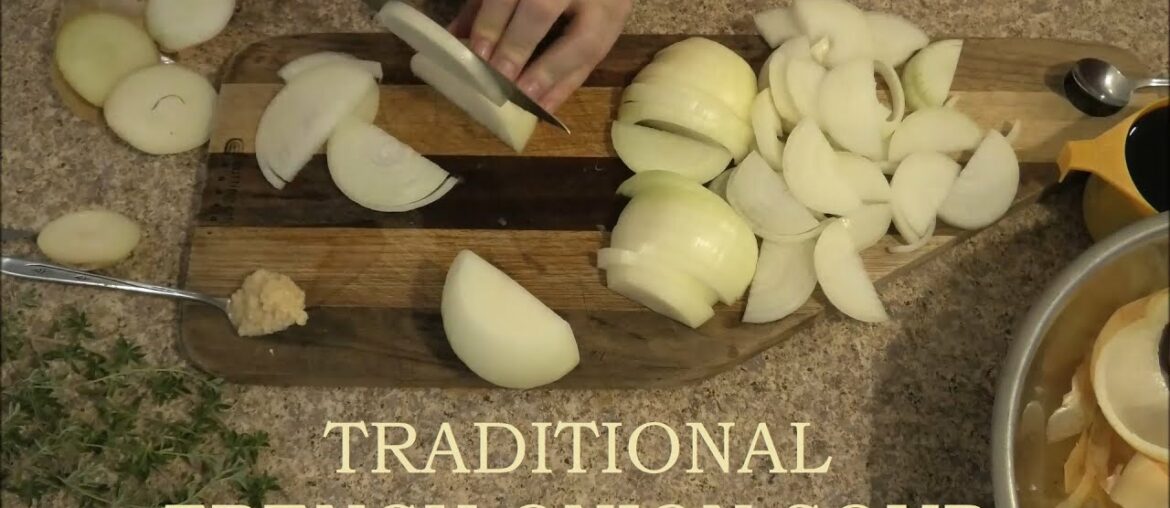 Traditional French onion soup - Cooking with JOLI