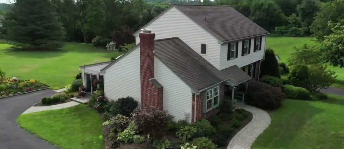 63 Holly Lane, Pottstown, PA 19465