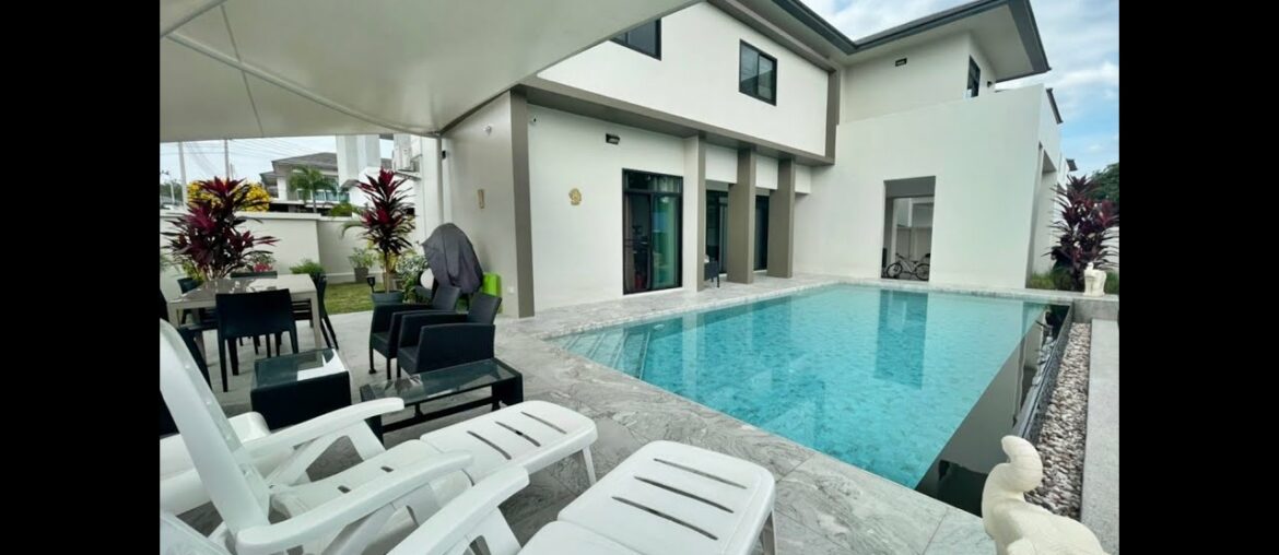 Modern Pool Villa for Sale at Tropical Village near French International School in Huay Yai, Pattaya