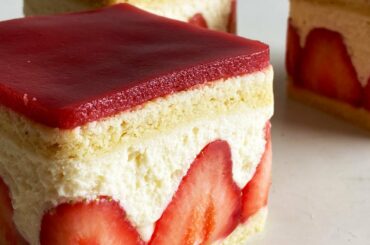 [Recipe] Fraisier | Strawberries, Diplomat Cream, Sponge Cake & Strawberry Jelly | French Recipe