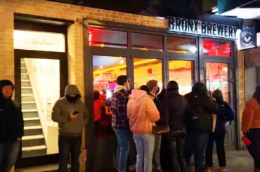 NYC LIVE Exploring Manhattan on a Cold Saturday Night (February 5, 2022)