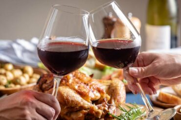 3 Impressive Wine Pairings for Valentine’s Day