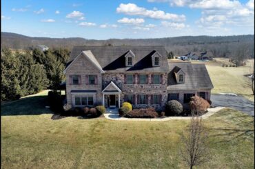 127 Buttercup Lane Wellsville, PA | ColdwellBankerHomes.com