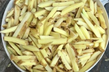 French Fries Commercial Recipe | How to make Finger Chips in Bulk | Street Food in Lahore Pakistan