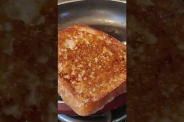 FRENCH TOAST in 1 Minute #shorts #food #prabhas #yshorts #telugu #ashortaday #french #paris #london