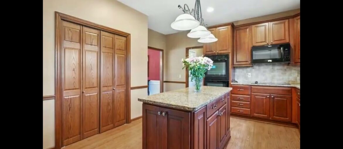 Century 21 Results - 12160 Brookmill Point