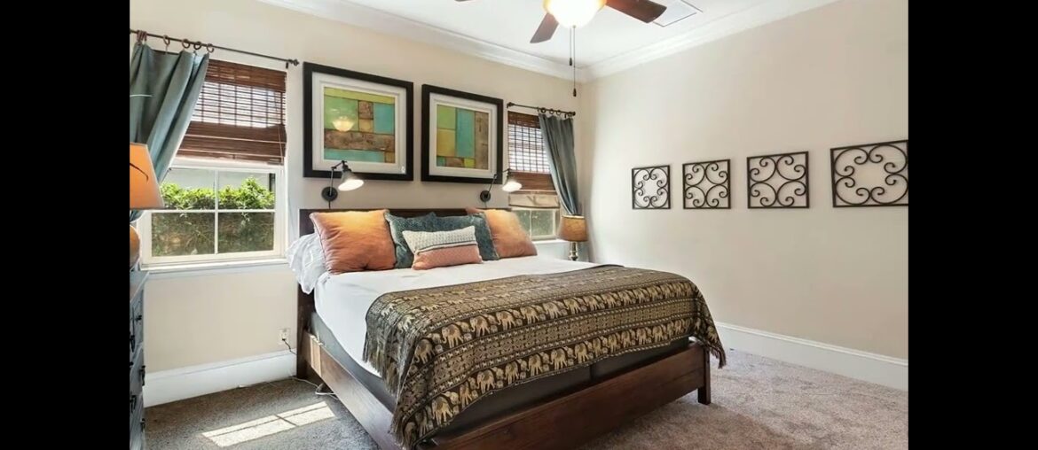 Berkshire Hathaway HomeServices Florida Realty – 1620 OAKHURST AVENUE Berkshire Hathaway HomeServices Florida Realty - 1620 OAKHURST AVENUE