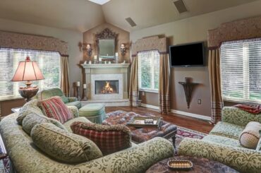 11 Sunny Court, Franklin Township, NJ