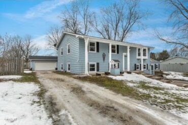 4 Fieldpoint Rd Montgomery