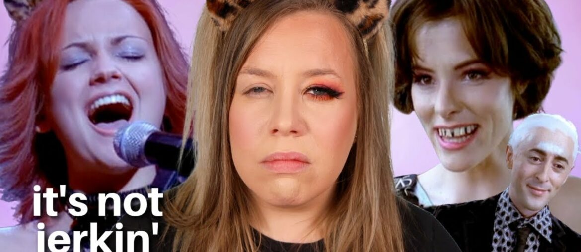 Josie and the Pussycats Missed the Mark | Makeup & Movies