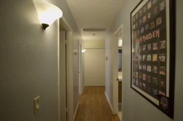 Unbranded 44312 Ruthron Ave Lancaster CA 93536