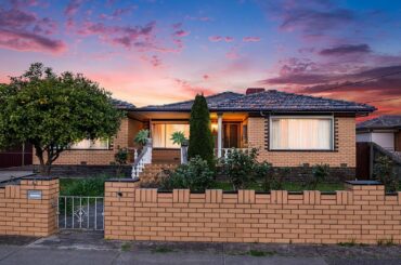 42 French Street, THOMASTOWN, VIC