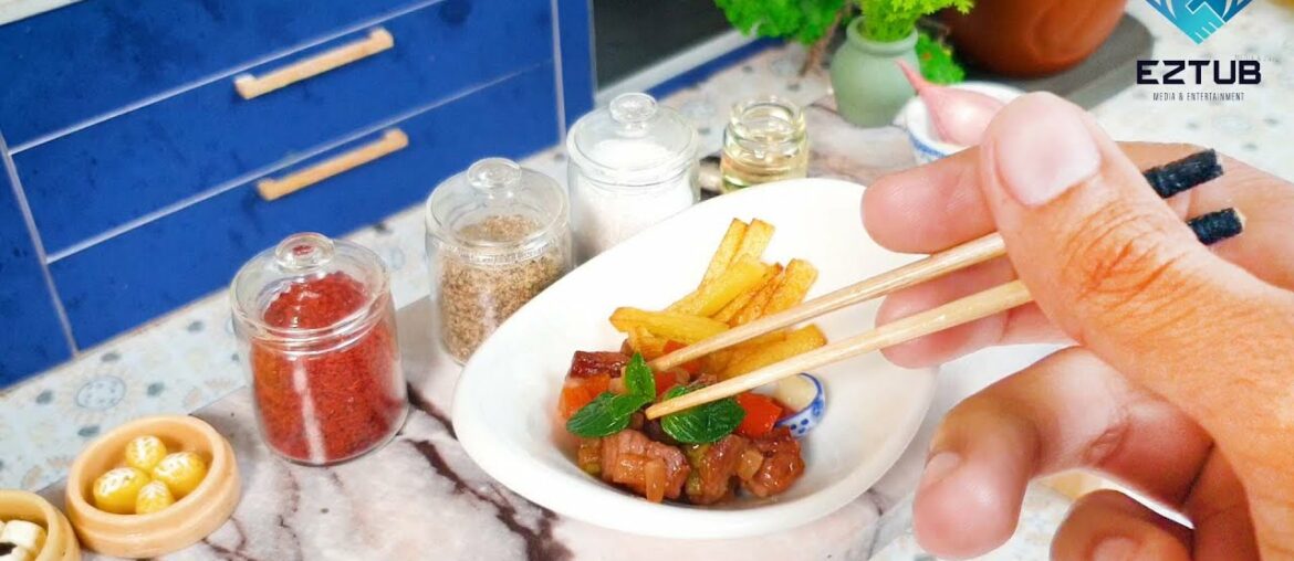 How To Cook Shaking beef French fries / Miniature Beef Stir-Fry with French Fries / ASMR Cooking