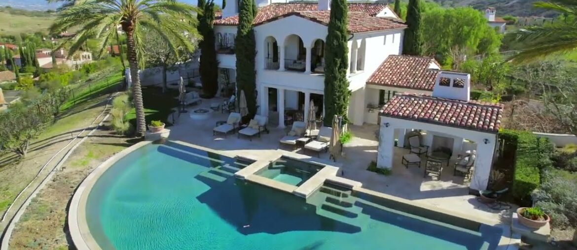 20 Black Falcon Shady Canyon 20 Black Falcon Shady Canyon