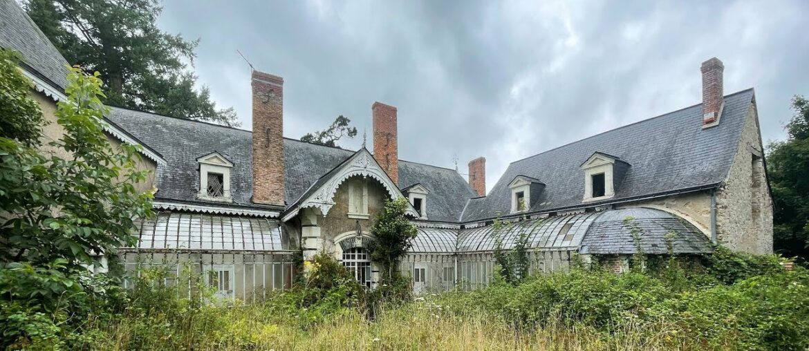 What Happend To Them? ~ Incredible Abandoned Mansion of a Noble Family