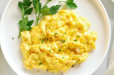 Why You Should Never Melt Butter Before Making Scrambled Eggs