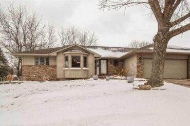 3521 S Marson Manor Cir, Sioux Falls, SD Presented by Ann Den Boer.