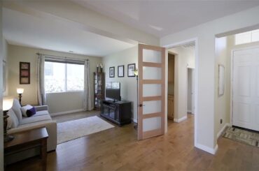 Beautifully decorated 2 story home in French Valley, Temecula 31604 Stockton St