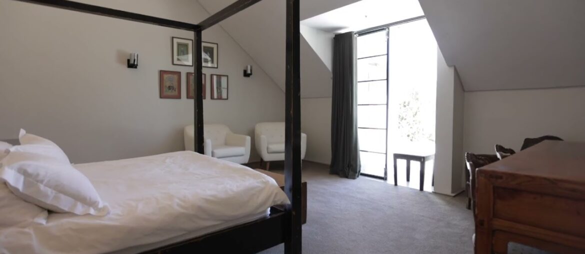 R45,000,000 | 6 Bedroom Freehold For Sale in Constantia R45,000,000 | 6 Bedroom Freehold For Sale in Constantia