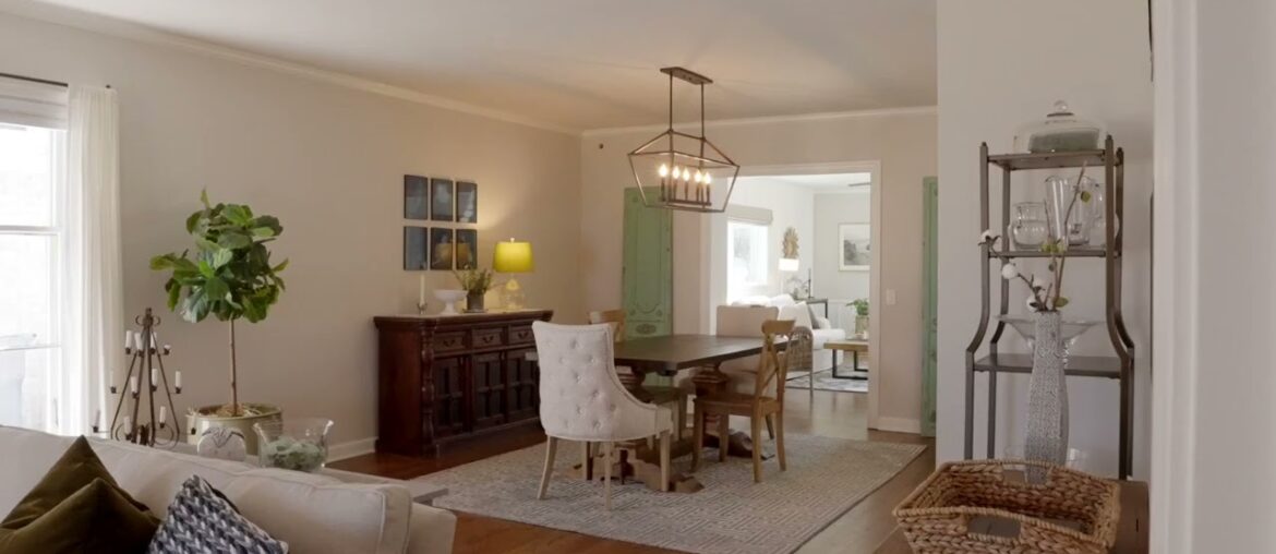 5025 N Palisades Rd!