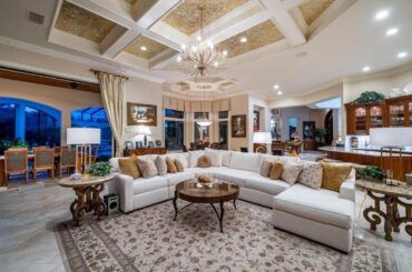 4427 Wayside Dr, Naples, FL