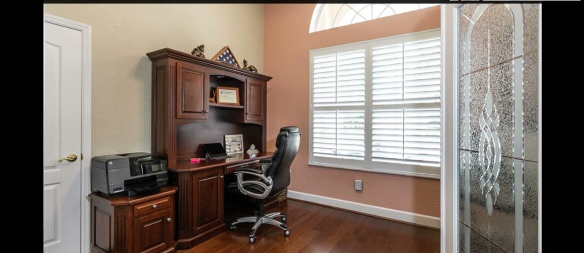 26 Eastlake Drive | Diane Thornton