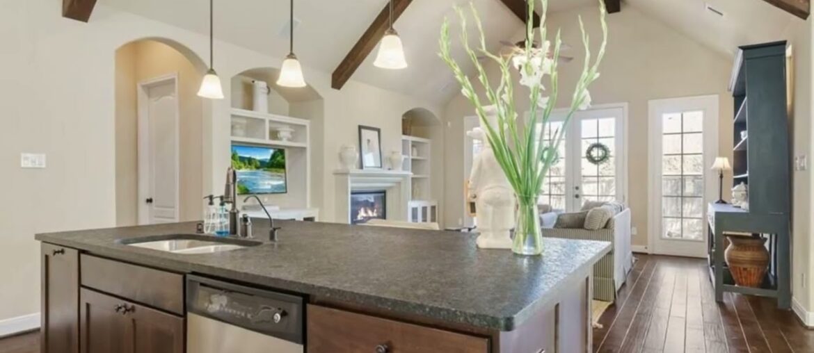 30 Little Falls Place