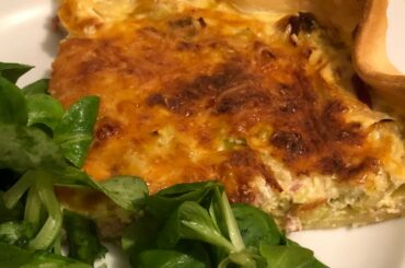 Easy French Quiche Lorraine Recipe!