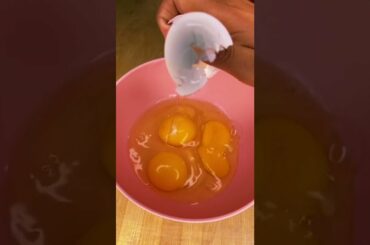 FRENCH TOAST RECIPE - EASY HOW TO | Daily Foodie Shorts