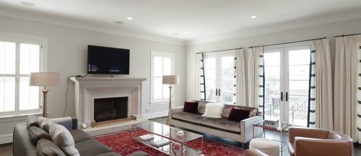 141 North Forsyth Boulevard, Clayton Missouri