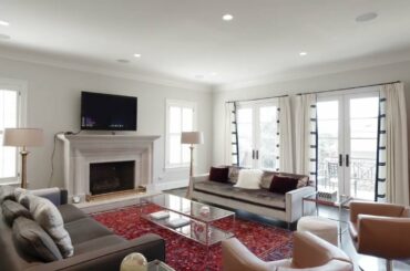 141 North Forsyth Boulevard, Clayton Missouri