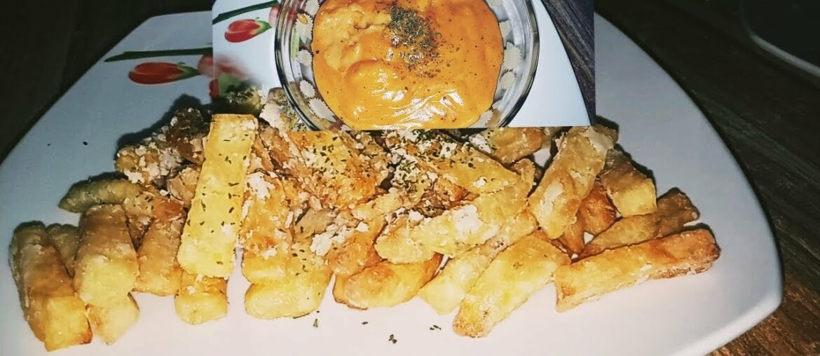 Crispy French Fries and Cheese Sauce