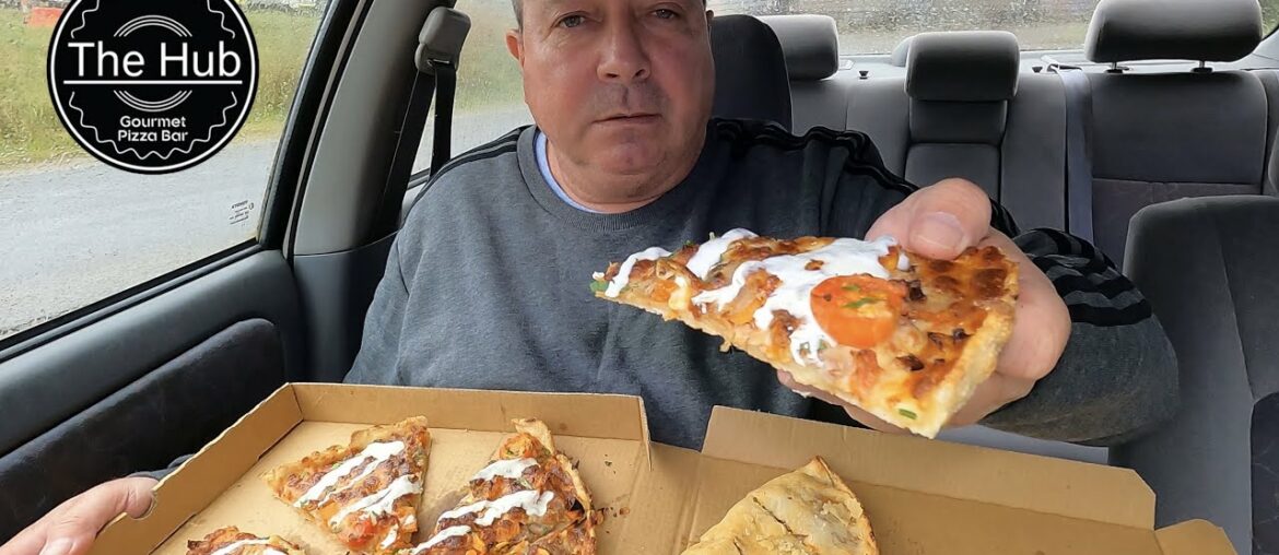 Henny Penny Calzone & Lamb Lover Pizza From The Hub Gourmet Pizza