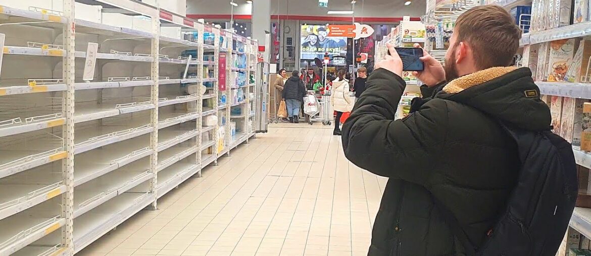 Empty Shelves? Explore HUGE & VERY POPULAR FRENCH STORE in Moscow / Russia under Sanctions 2022 Empty Shelves? Explore HUGE & VERY POPULAR FRENCH STORE in Moscow / Russia under Sanctions 2022