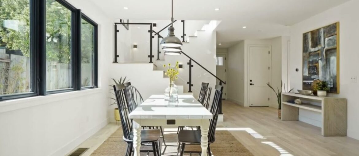 1637 Greenwood Avenue 1637 Greenwood Avenue