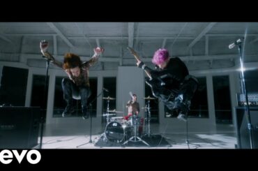 Machine Gun Kelly - maybe feat. Bring Me The Horizon (Official Music Video)