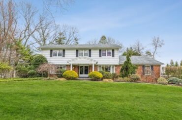 Ana Moniz presents 96 Horizon Terrace, Hillsdale, NJ