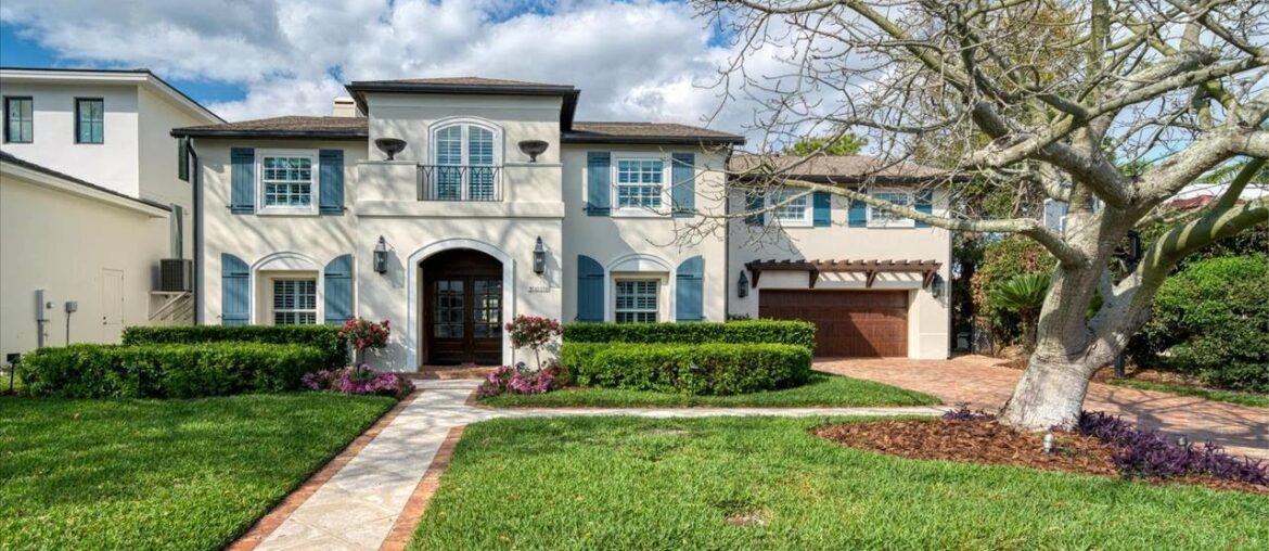 5111 W San Jose St, Tampa, FL