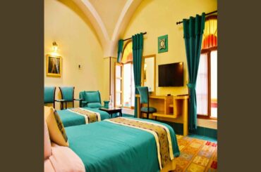 Modern Backdrops for Fine Dining at Hotels