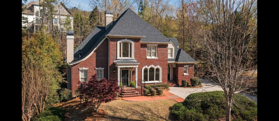 8004 Greystone Green, Hoover, AL 35242 | Greystone