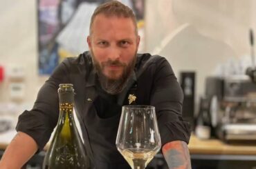 Book your luxury Champagne tasting with a french Sommelier in Los Angeles