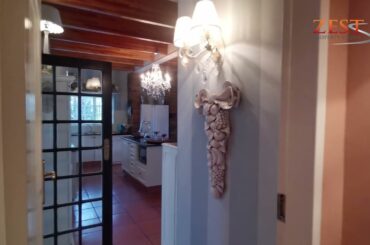 Attractive double storey Home (ZH483)