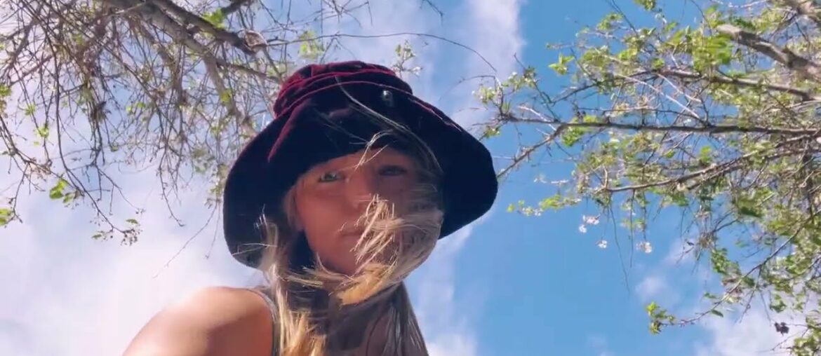 Earthing barefoot: planting vegetables & herbs, sunshine gardening