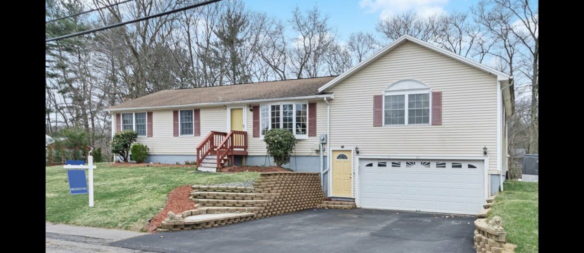 42 Mockingbird Way East Taunton, MA | ColdwellBankerHomes.com 42 Mockingbird Way East Taunton, MA | ColdwellBankerHomes.com