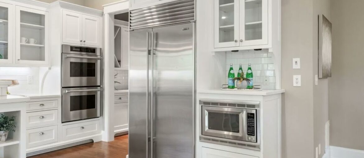 1138 Hancock Drive Northeast