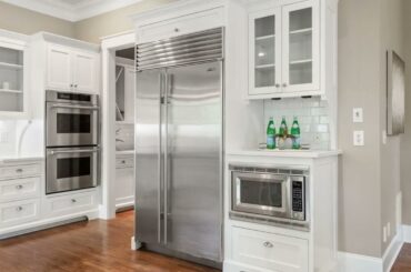 1138 Hancock Drive Northeast