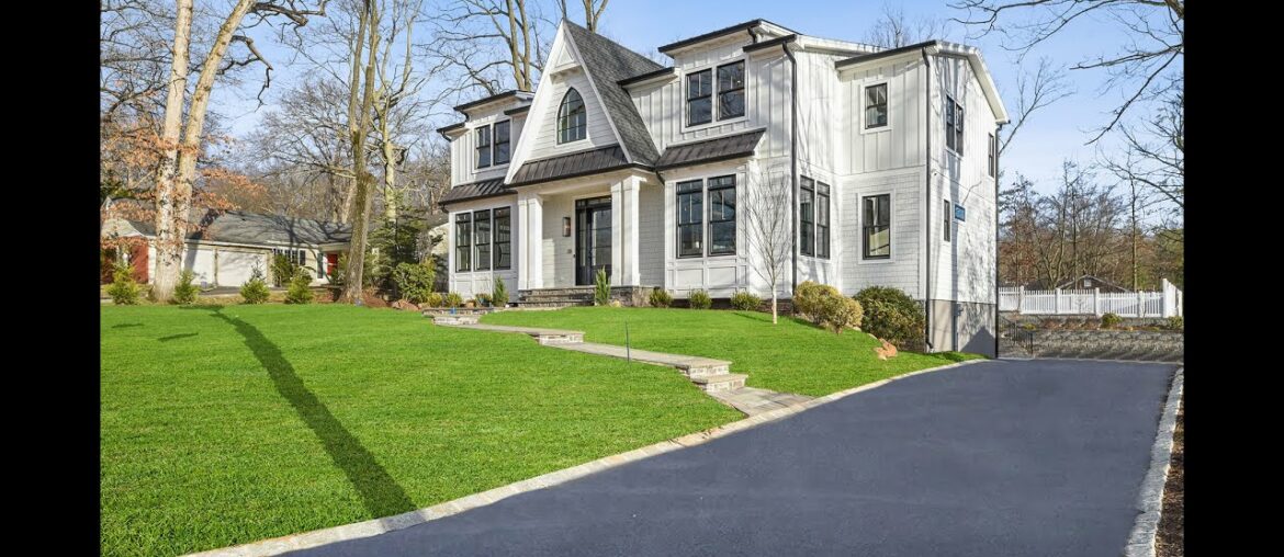 28 Richard Dr, Short Hills 28 Richard Dr, Short Hills